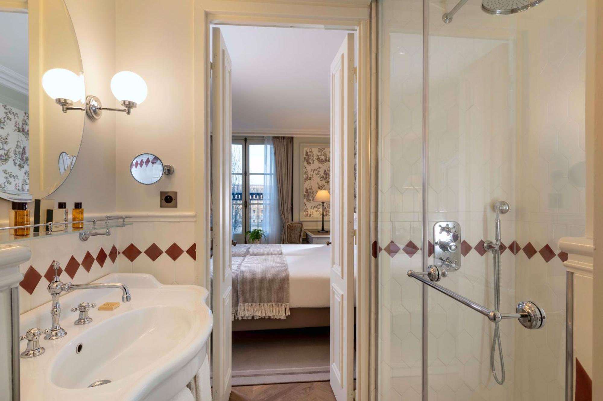 Hotel Du Quai Voltaire Paris Dış mekan fotoğraf
